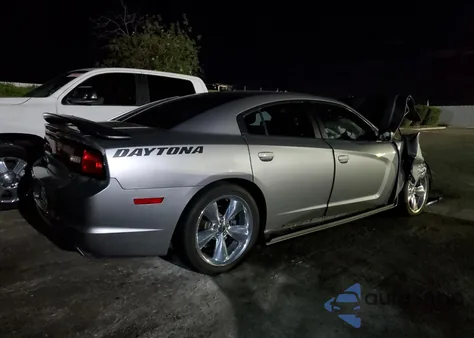 2013 Dodge Charger R/T z USA, uszkodzony, nr VIN 2C3CDXCT4DH730015